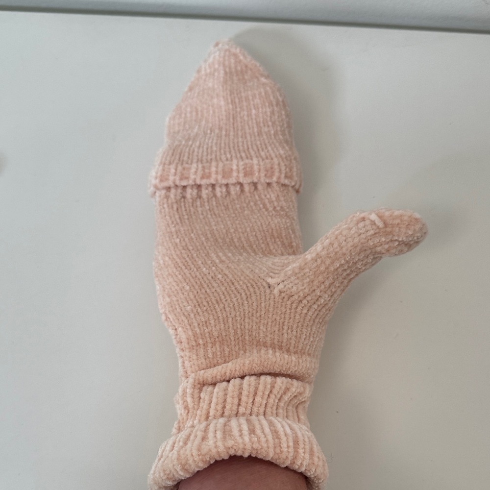 NWOT!!!Pink Knit Convertable Mittens with removable fingers and thumb holes - Picture 5 of 6
